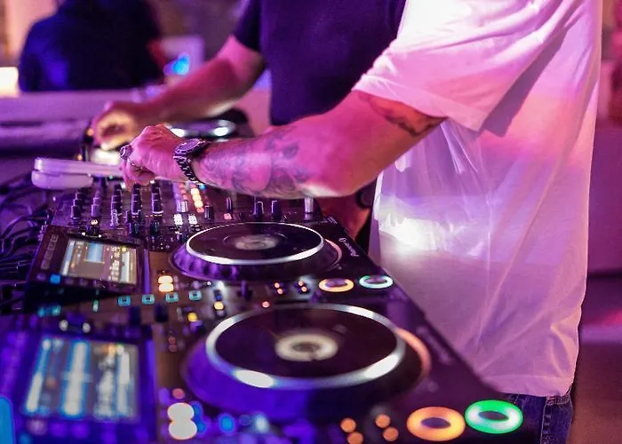 Aegon Mykonos, Autograph Collection מלון 5*