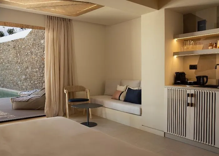 Aegon Mykonos, Autograph Collection