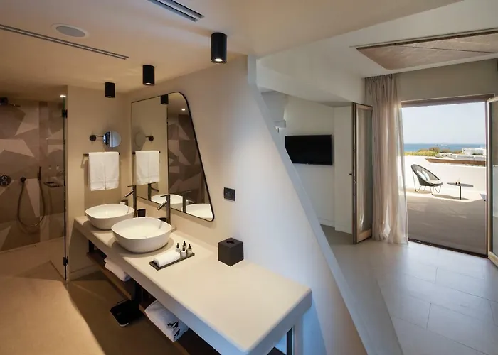 Aegon Mykonos, Autograph Collection 5* קאלו ליבאדי